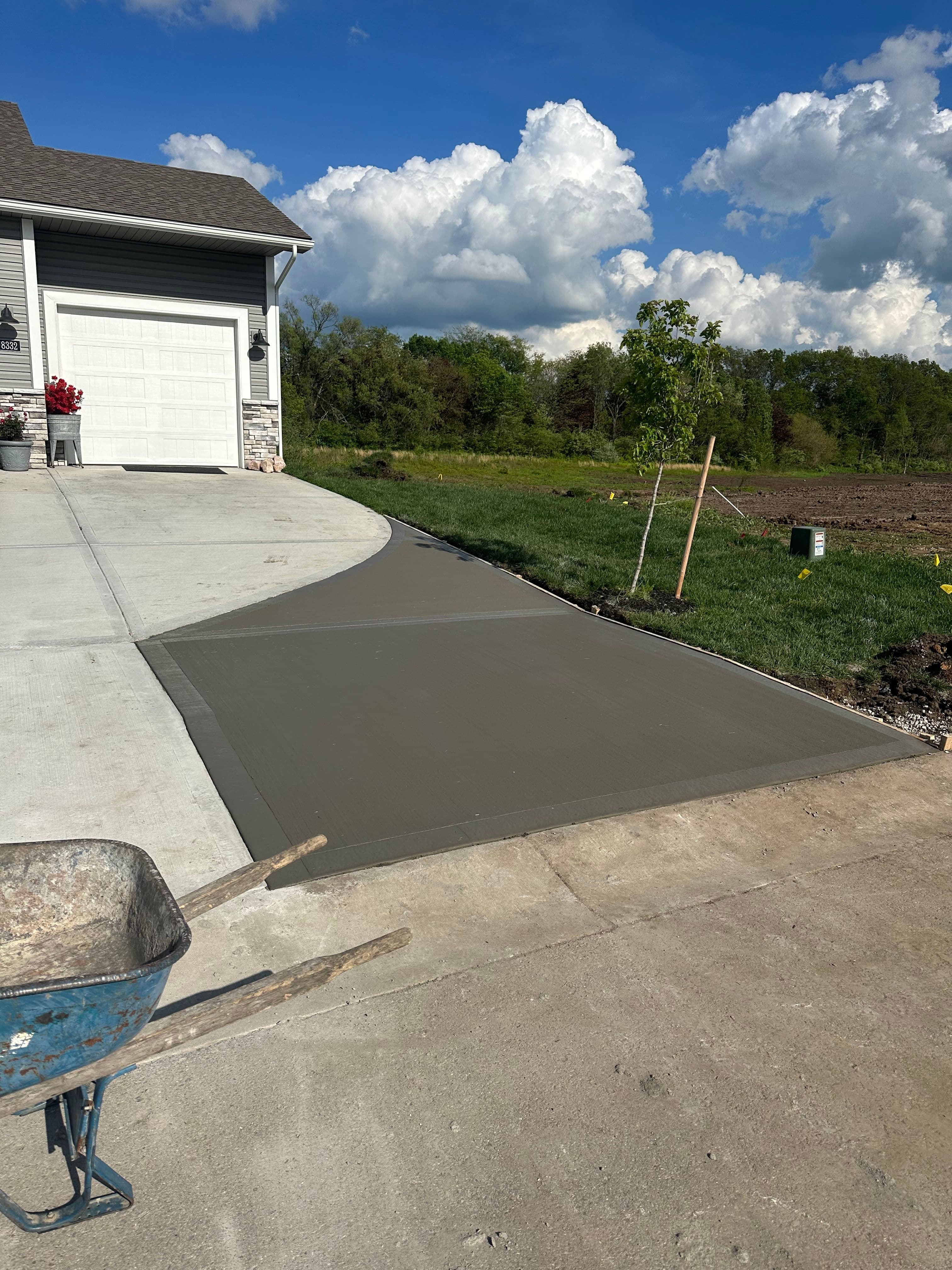 Project Expert Driveway Installation in Blue Springs MO image